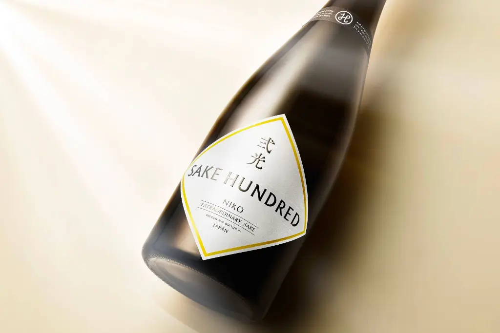 Sake_Hundred_Niko_Main_Bottle_2406.webp